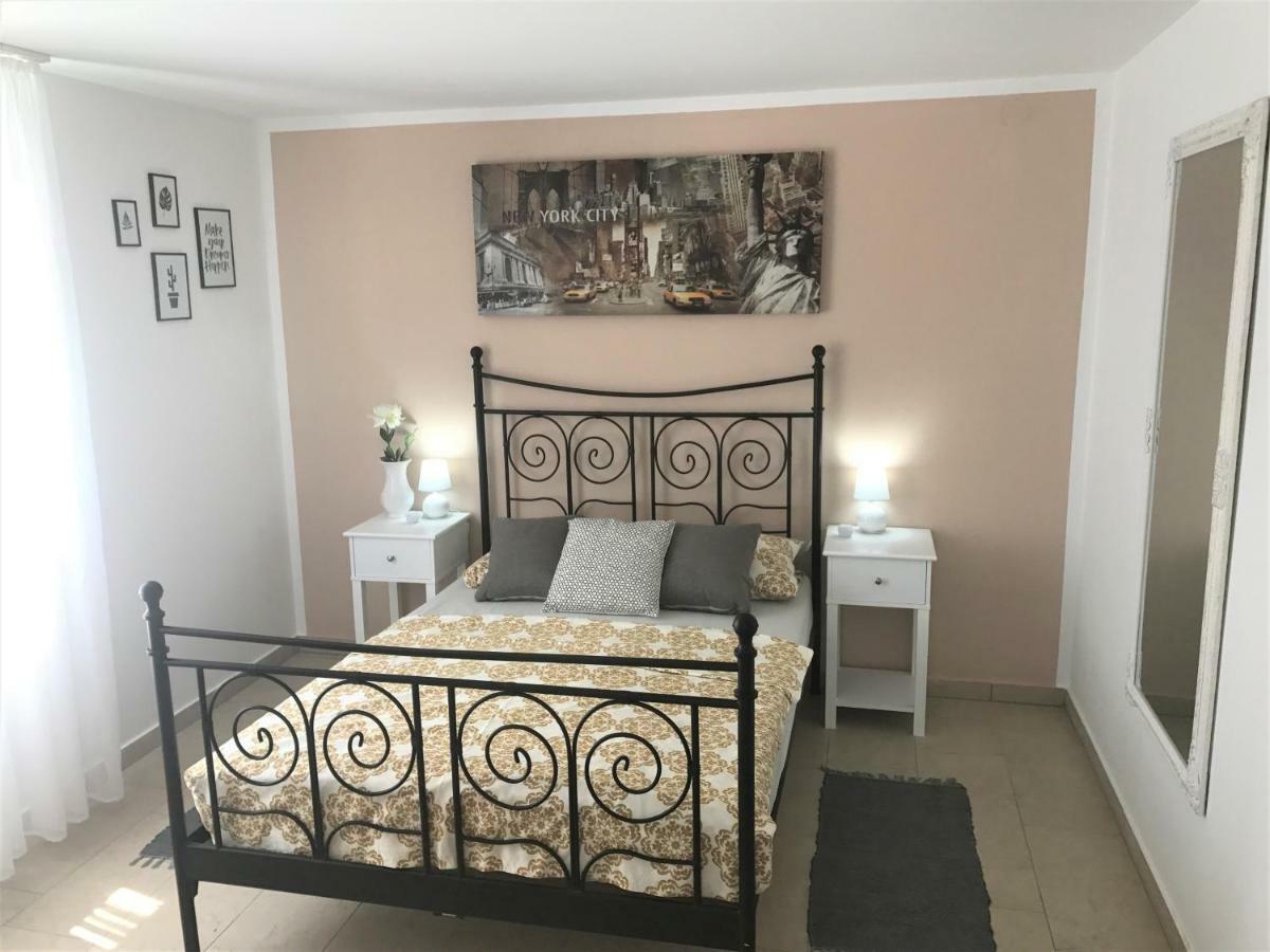 Apartmani Fortuna Lumbarda Dış mekan fotoğraf