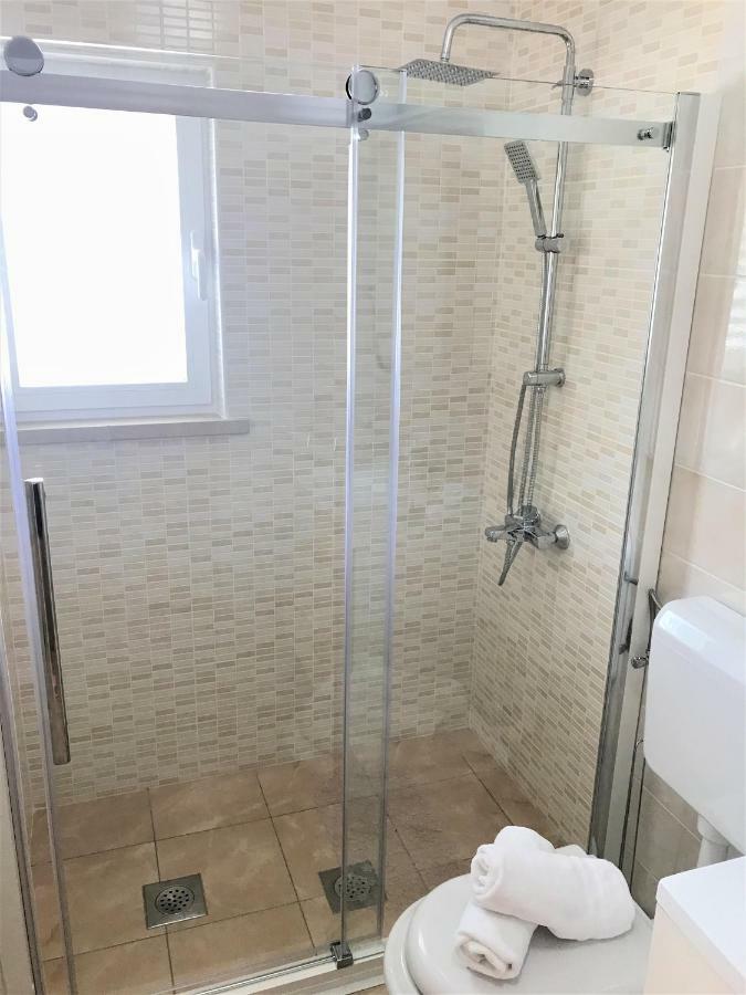 Apartmani Fortuna Lumbarda Dış mekan fotoğraf