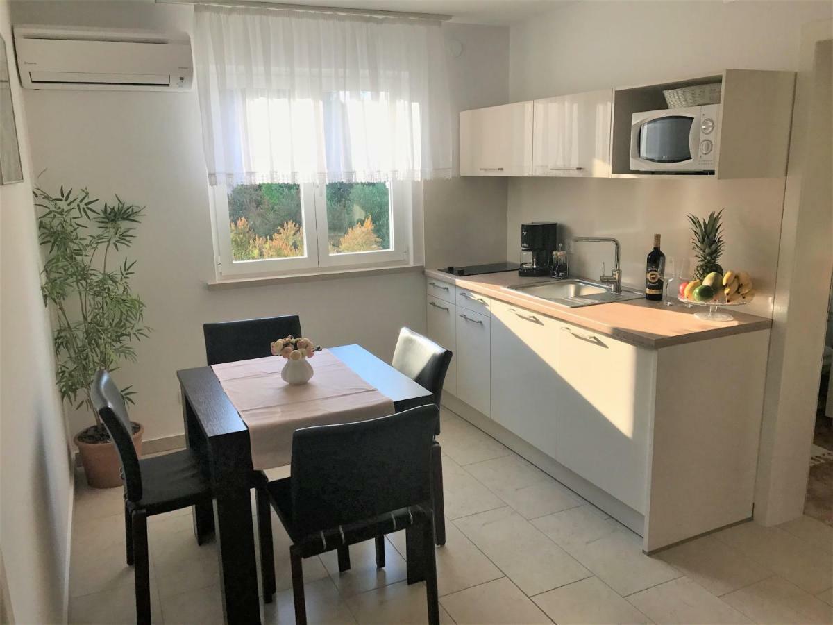 Apartmani Fortuna Lumbarda Dış mekan fotoğraf