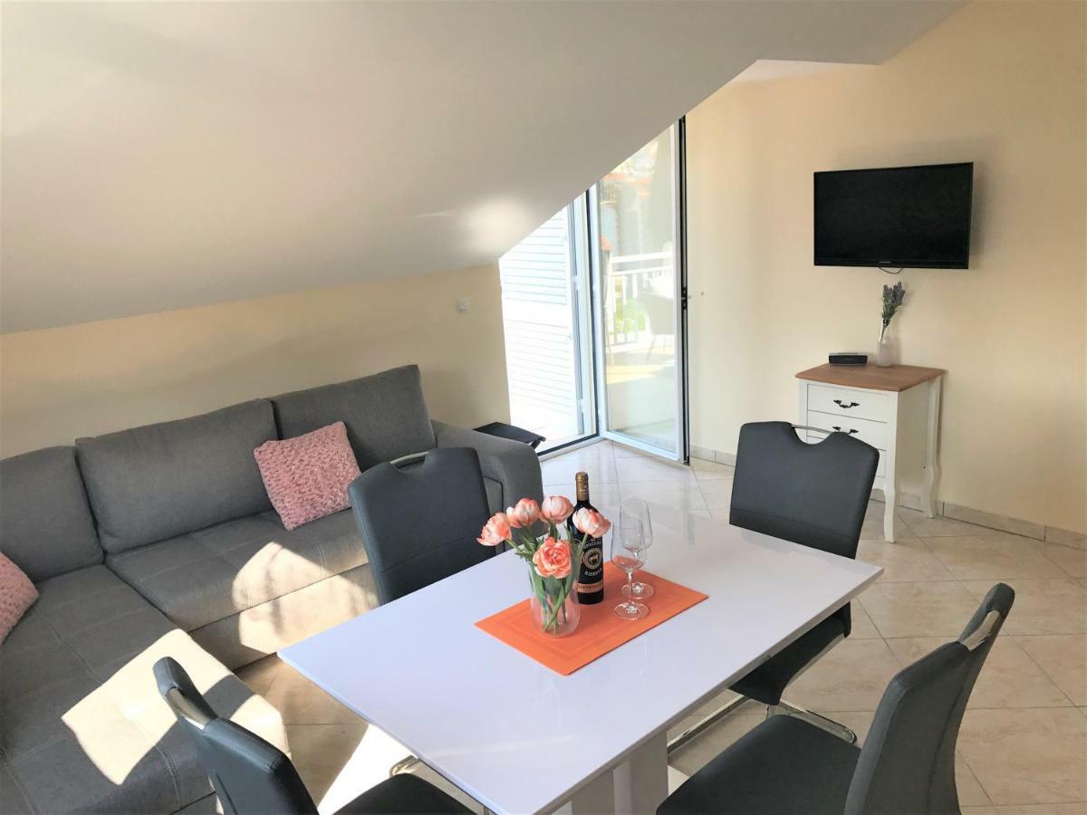 Apartmani Fortuna Lumbarda Dış mekan fotoğraf